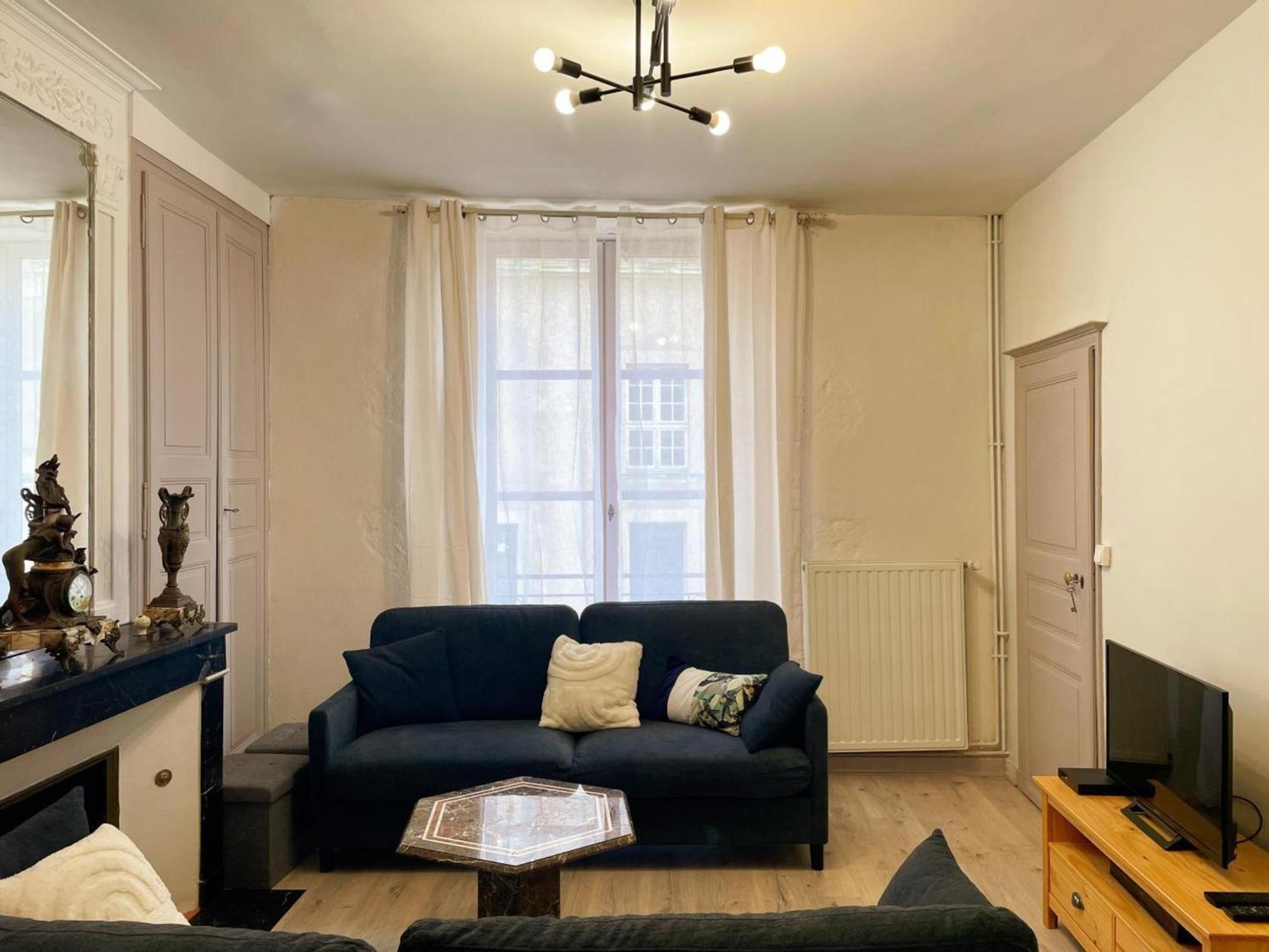 Apartment Triplex Renove 4 Au Coeur De Avec Wifi - Fr-1-491-455 Blois